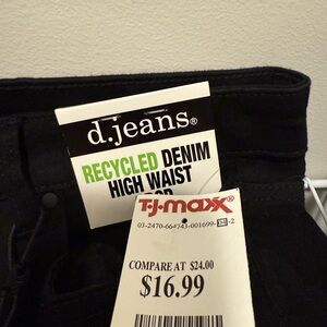 d. jeans Recycled Black High Waist Crop Denim